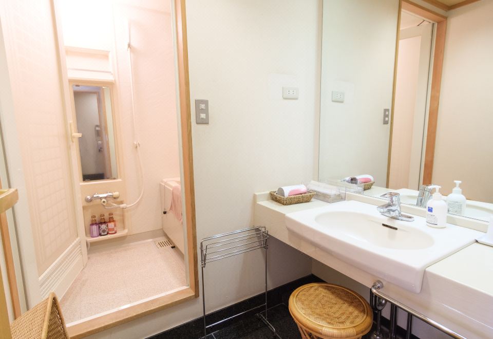 4/5F富士山景日式房10帖