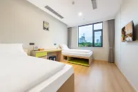 Lemon Hotel (Ningbo Tianyi Square & Chenghuang Temple