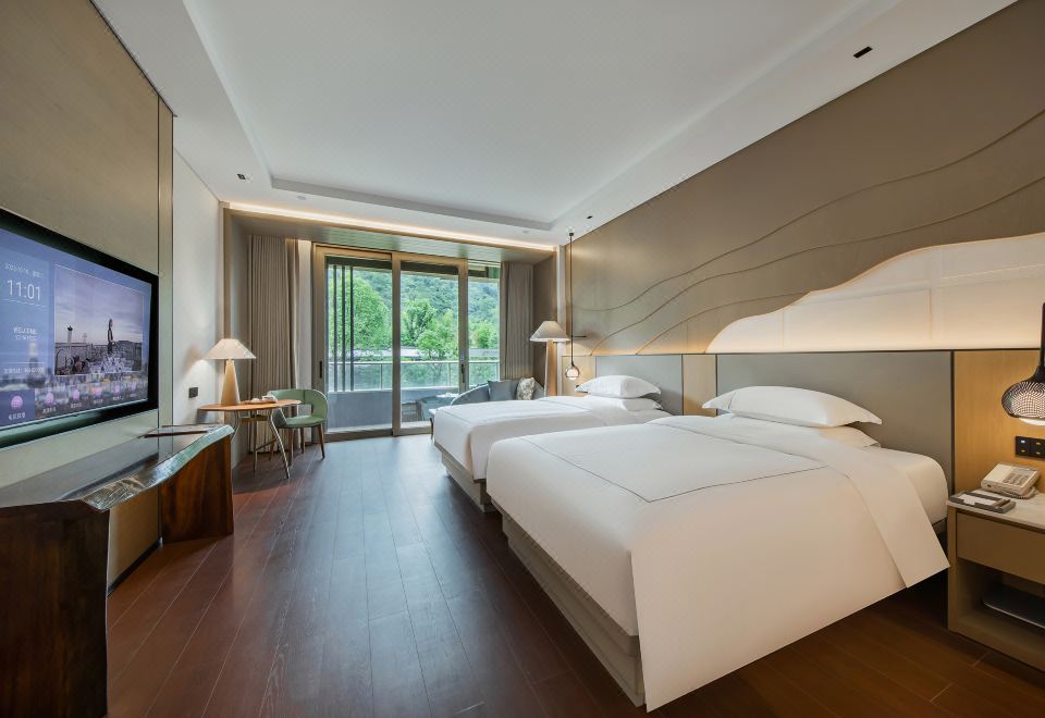 Zhongnan Vacation East Africa Prairie Hotel 2-bed Room With View