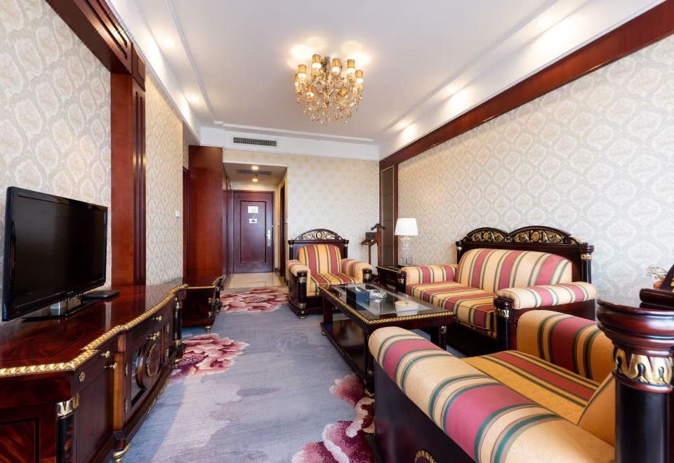 大使套房（全屋智能+85寸投屏电视+康养小屋）