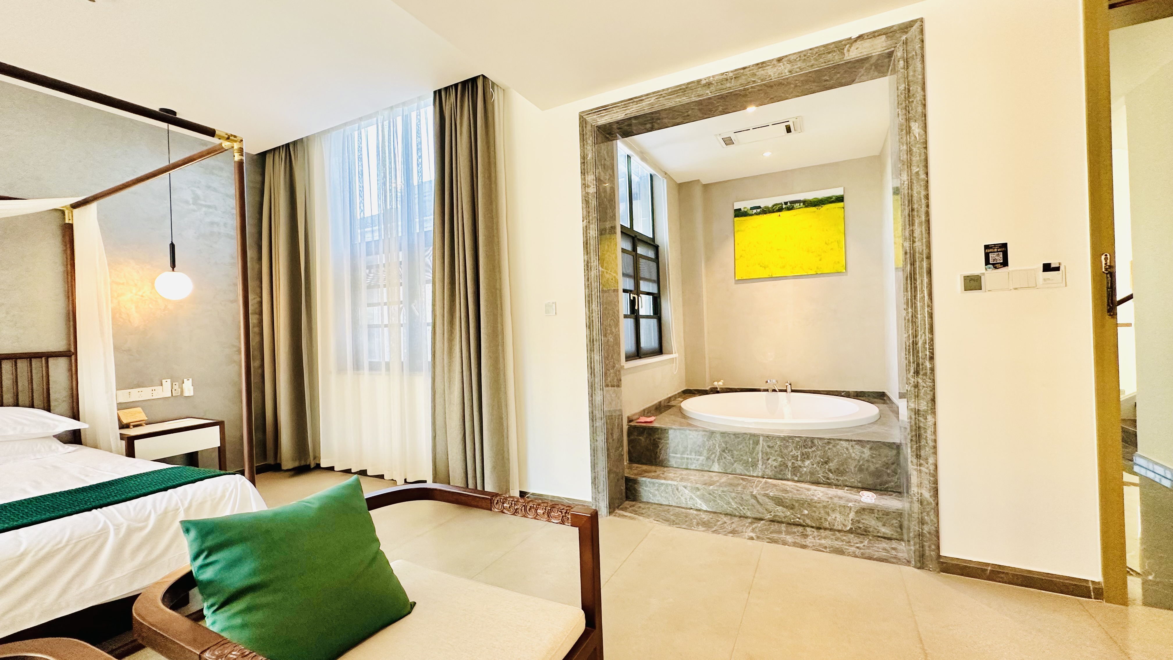 栖悦来·豪华家庭房（超大浴缸、巨幕投影、冰箱）