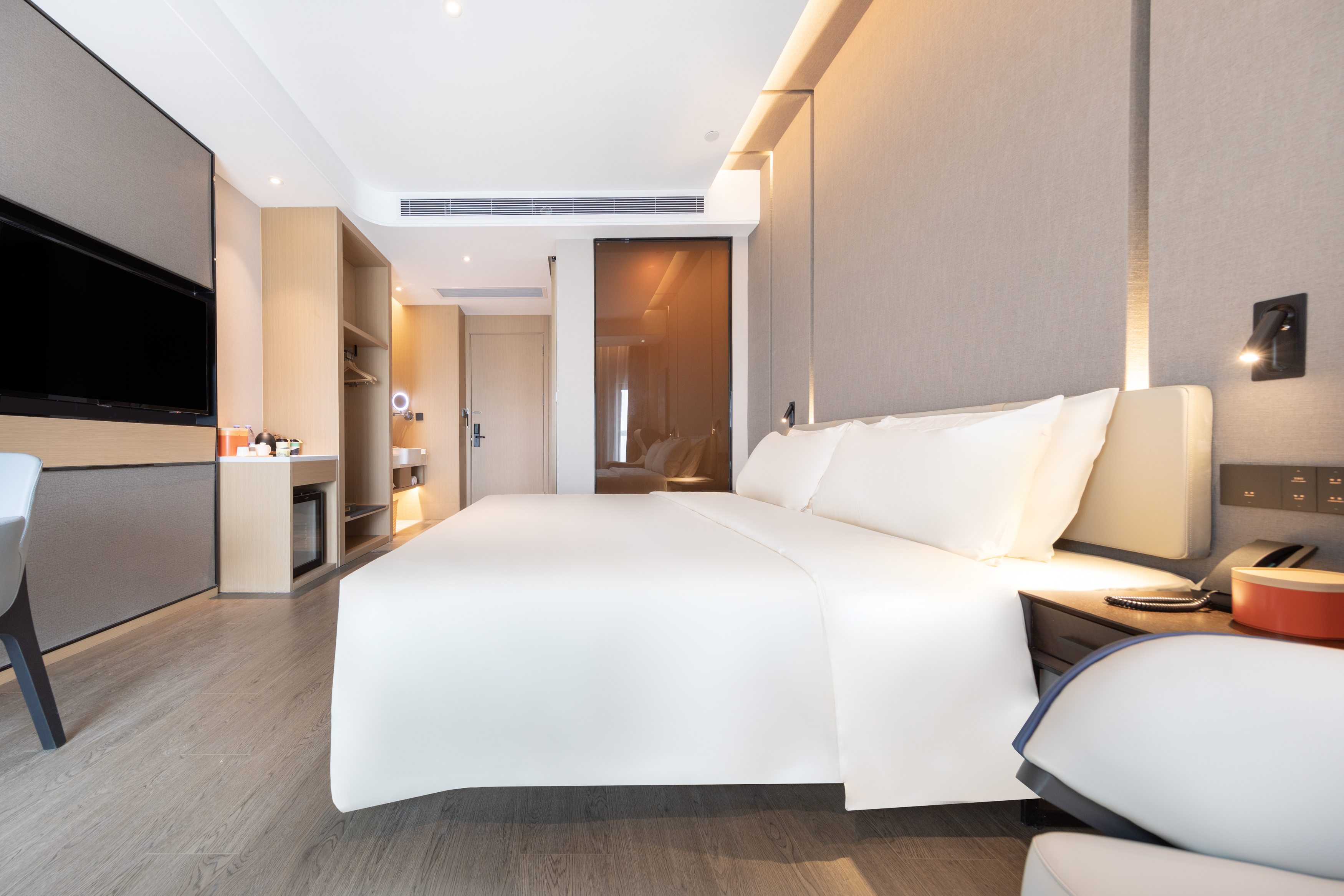 高级城景大床房