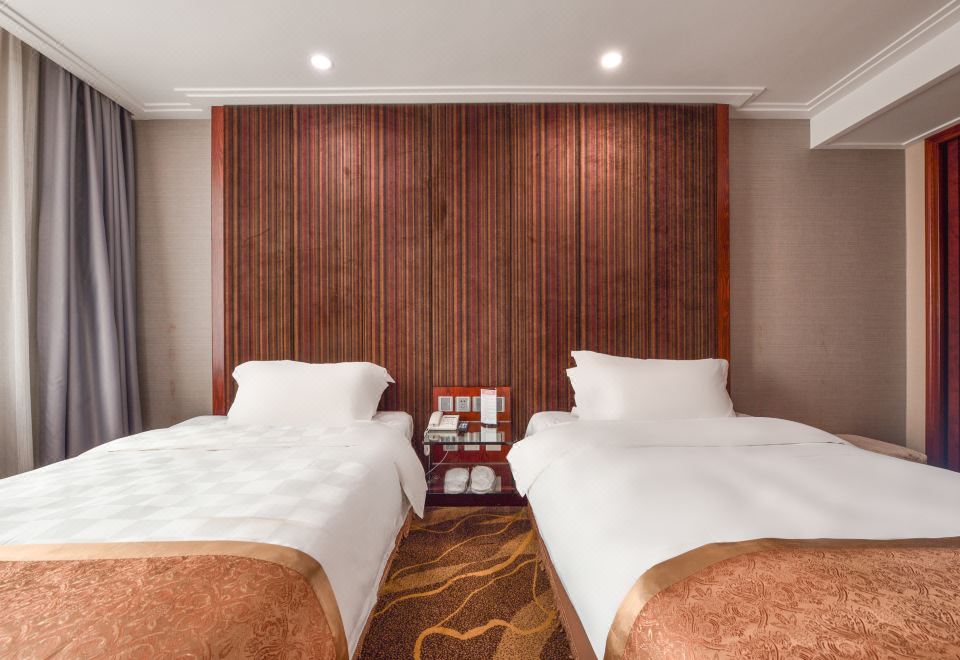 凌空豪华双床房 | 休闲沙发+深睡床品+mini冰箱