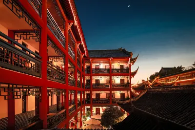 Wenjun Courtyard Hotel (near metro station, English-speaking service, travel agency) Hotel a 