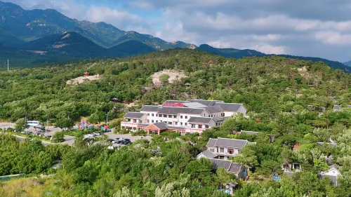 멍산 캉구 온천 호텔