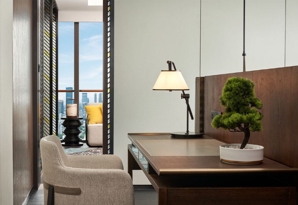 Hotel Indigo Suzhou Grand Canal, an IHG Hotel1 King 1 BDRM and Living Room