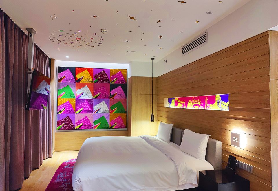 標準大床房無窗（寬敞安靜舒適）