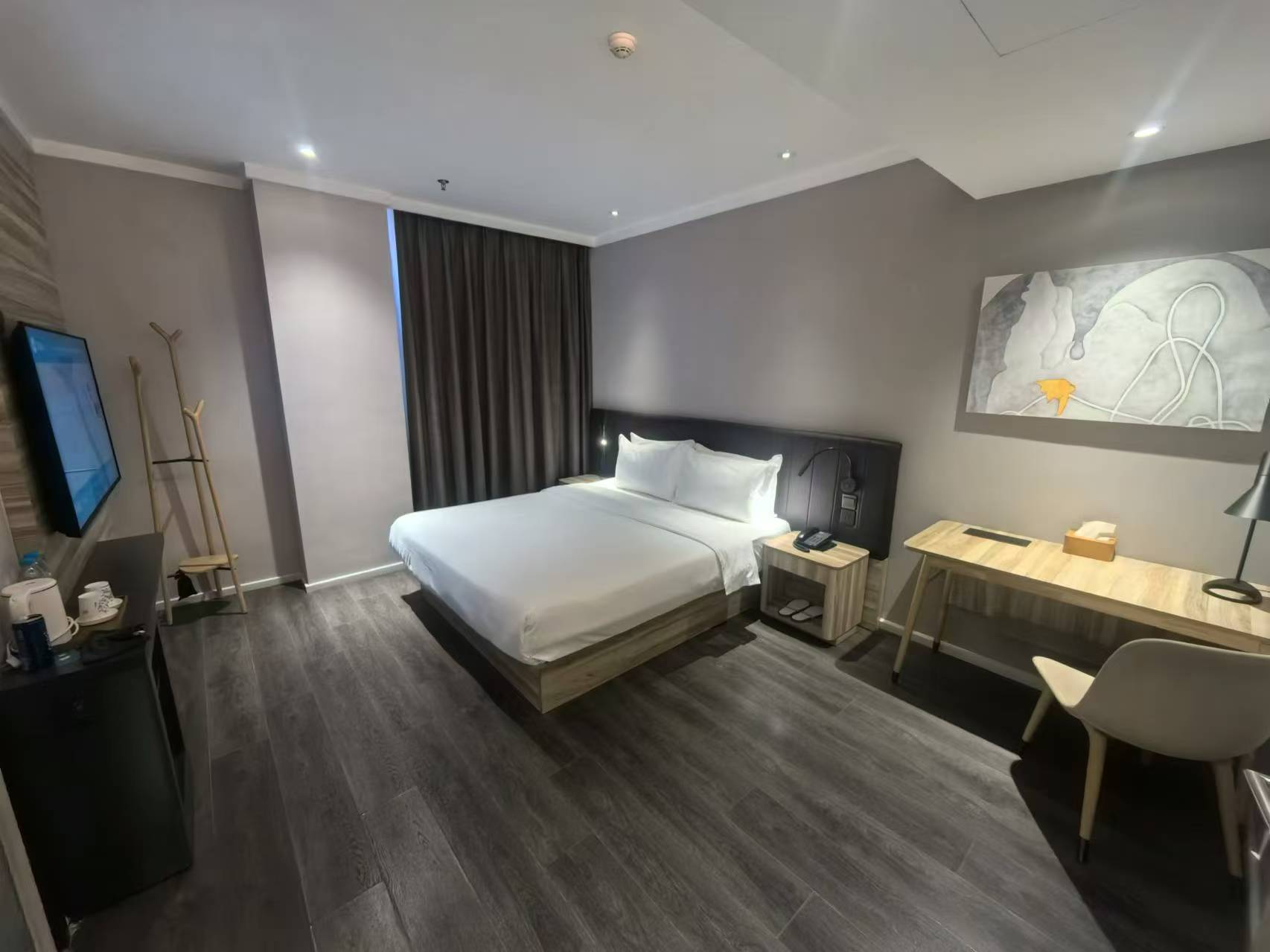 大床房（金可儿床垫+记忆枕+电视投屏）