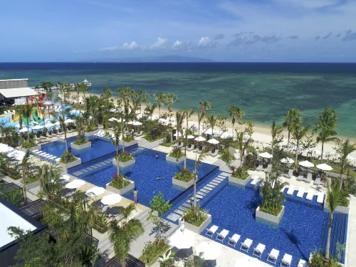 Fusaki Beach Resort Hotel & Villas