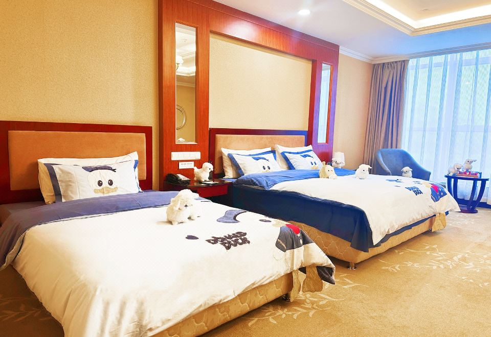 Tianyuan HotelFamily-friendly Family Room