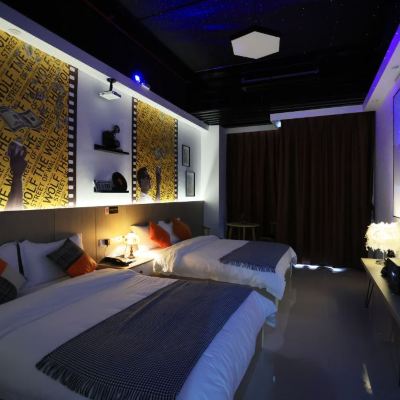 豪華雙床房 好來屋電影飯店（珠海拱北口岸店）優惠