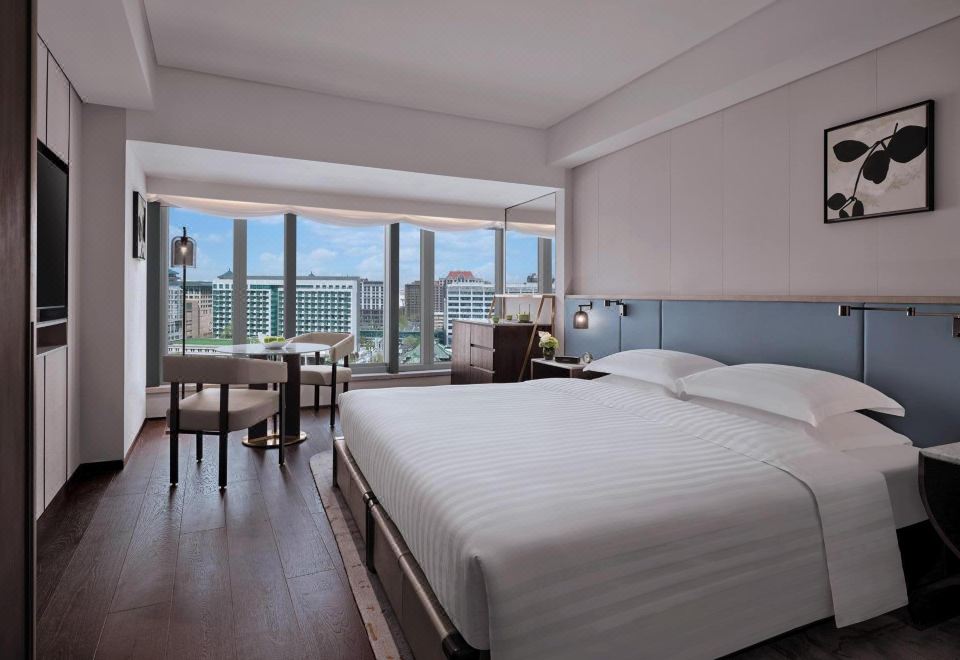 故宫景观嘉宾轩高级套房（大床）