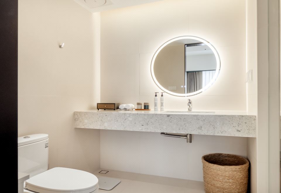 L8·大床房（輕奢風）