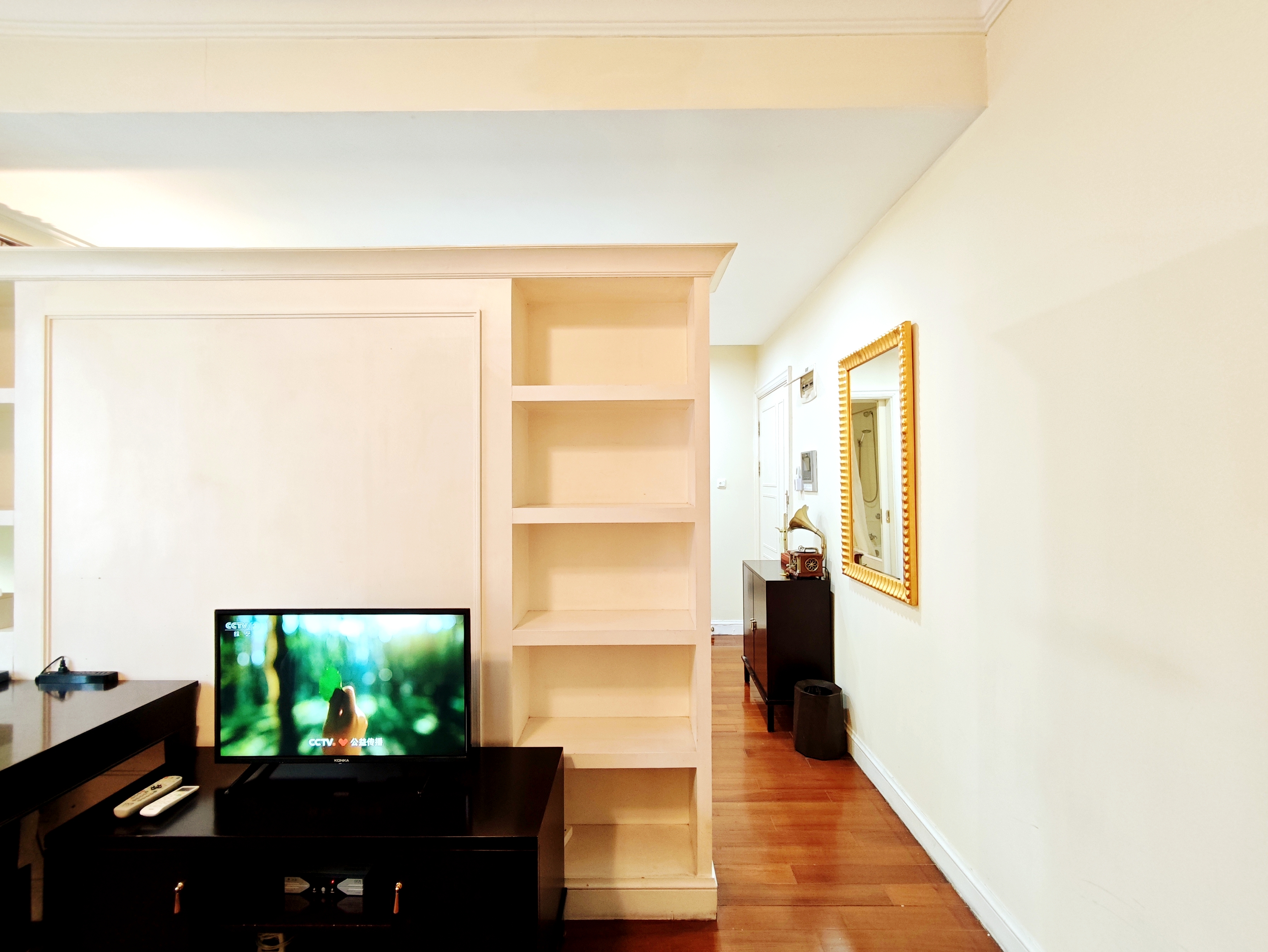 精致大床間| 西門子洗衣機| 燃氣灶廚房