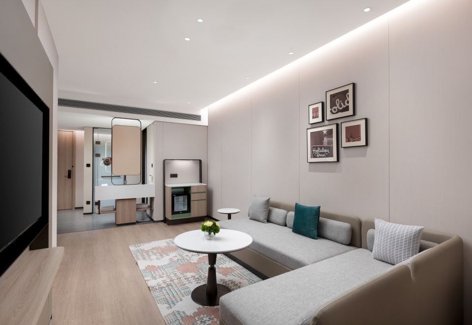 1 Bedroom Suite Kids Theme
