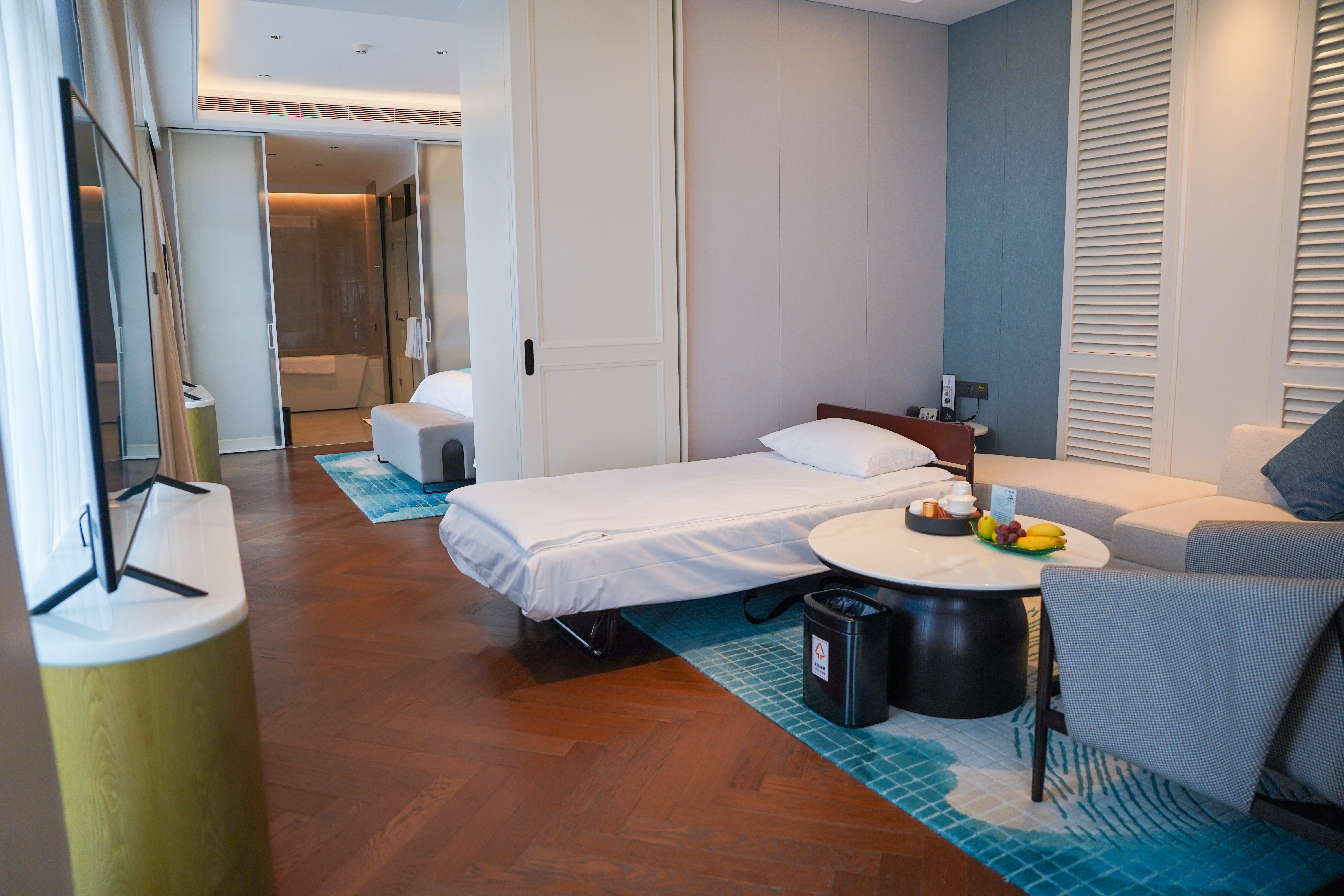 豪华海景家庭套房