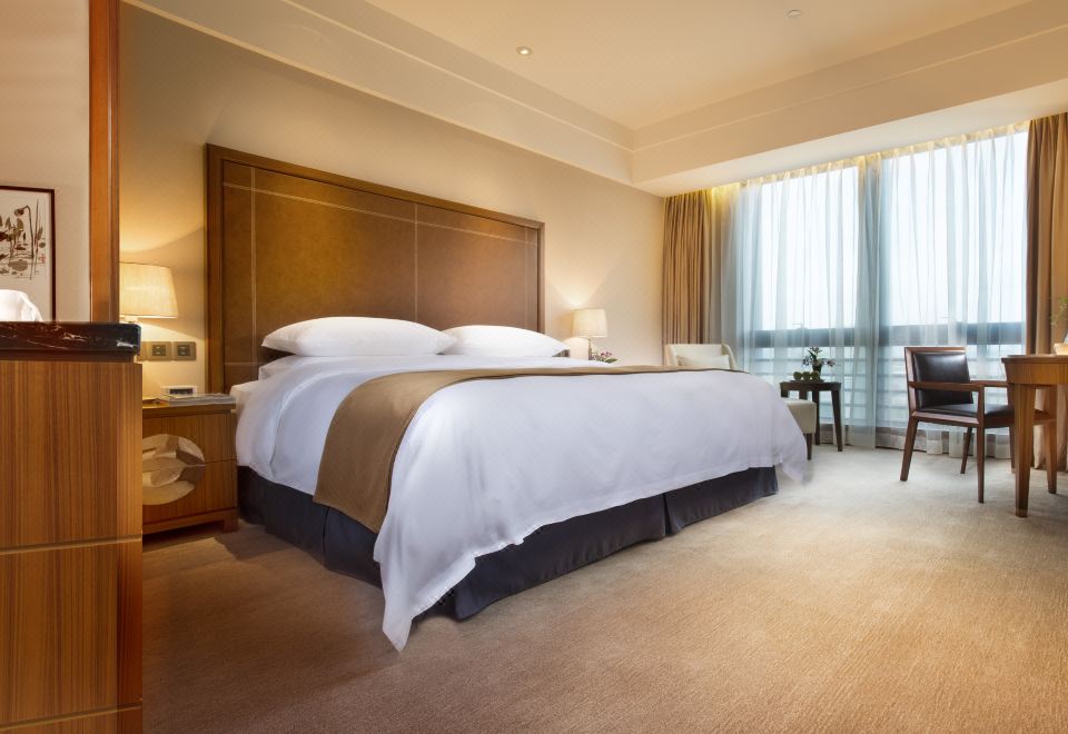 The L'Hermitage Hotel ShenzhenSuperior Queen Room