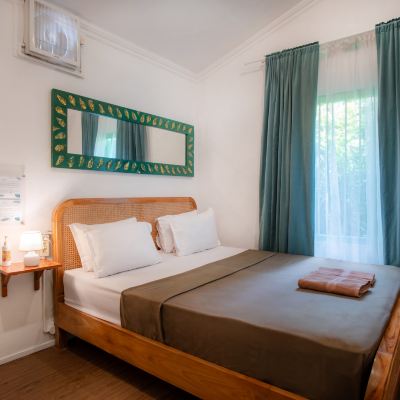Standard Room with Fan and Shared Bathroom Snooze Promo Code