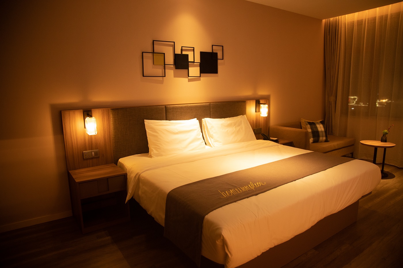 高级大床房（梦百合零压床品）