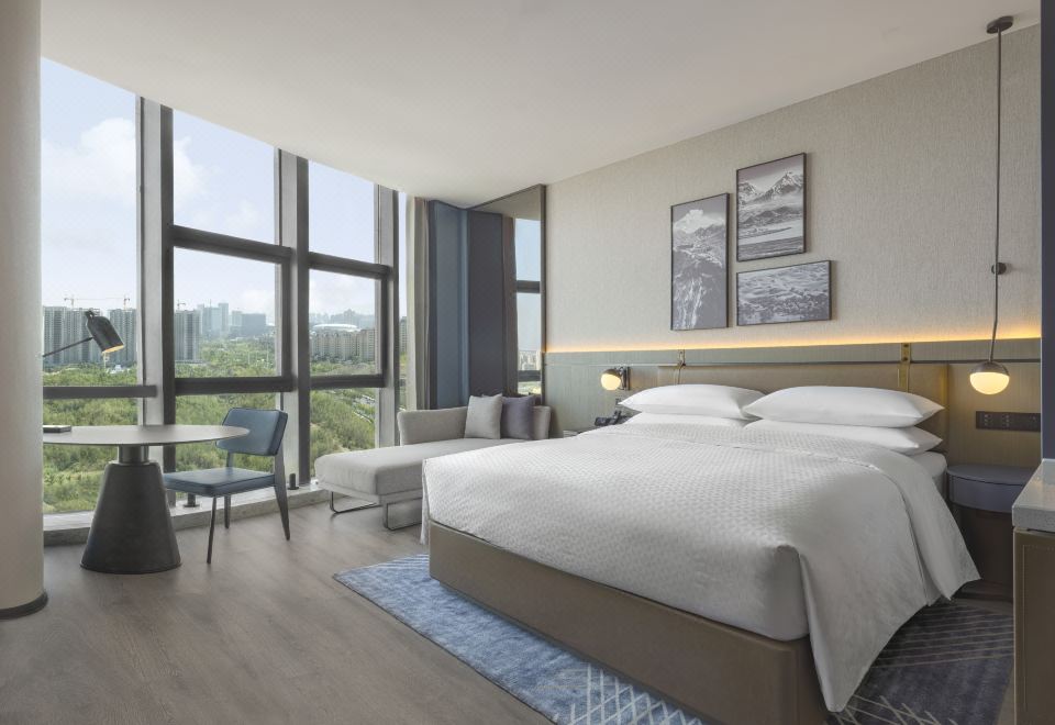 高级大床房（全景落地窗＋舒达舒睡床品）