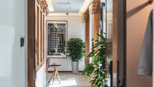 Langjie Light Luxury Hotel