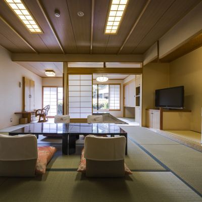 桂亭 富士山温泉 ホテル鐘山苑 クーポン