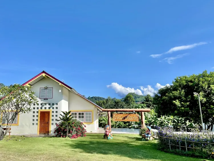 ห้องสำหรับครอบครัวพร้อมลานระเบียง (บ้านนครนายก)