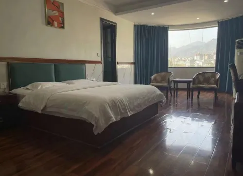 Border City Hotel