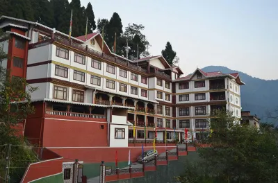 Tashiling Residency Hotel & Spa Hotels in 