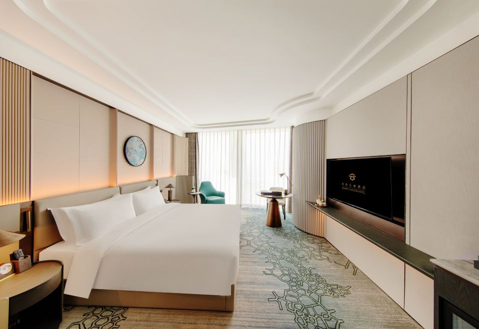 云端·高级大床房｜百米城景+氧吧蛋+空气机