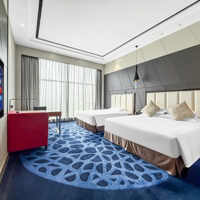 豪華雙床房「記憶雙枕+高端床用品+護頸枕頭+璀璨城景」 萬維飯店（中山燈都古鎮店）優惠