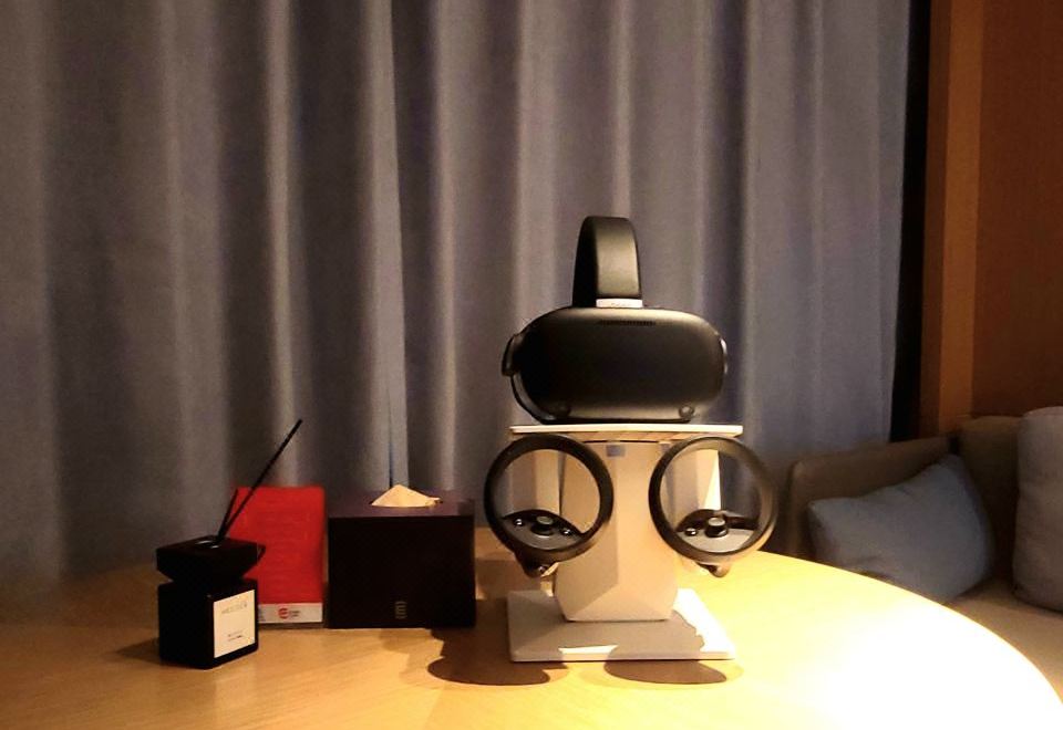 VR主题豪华双床房（VR全景游戏+星际影院）