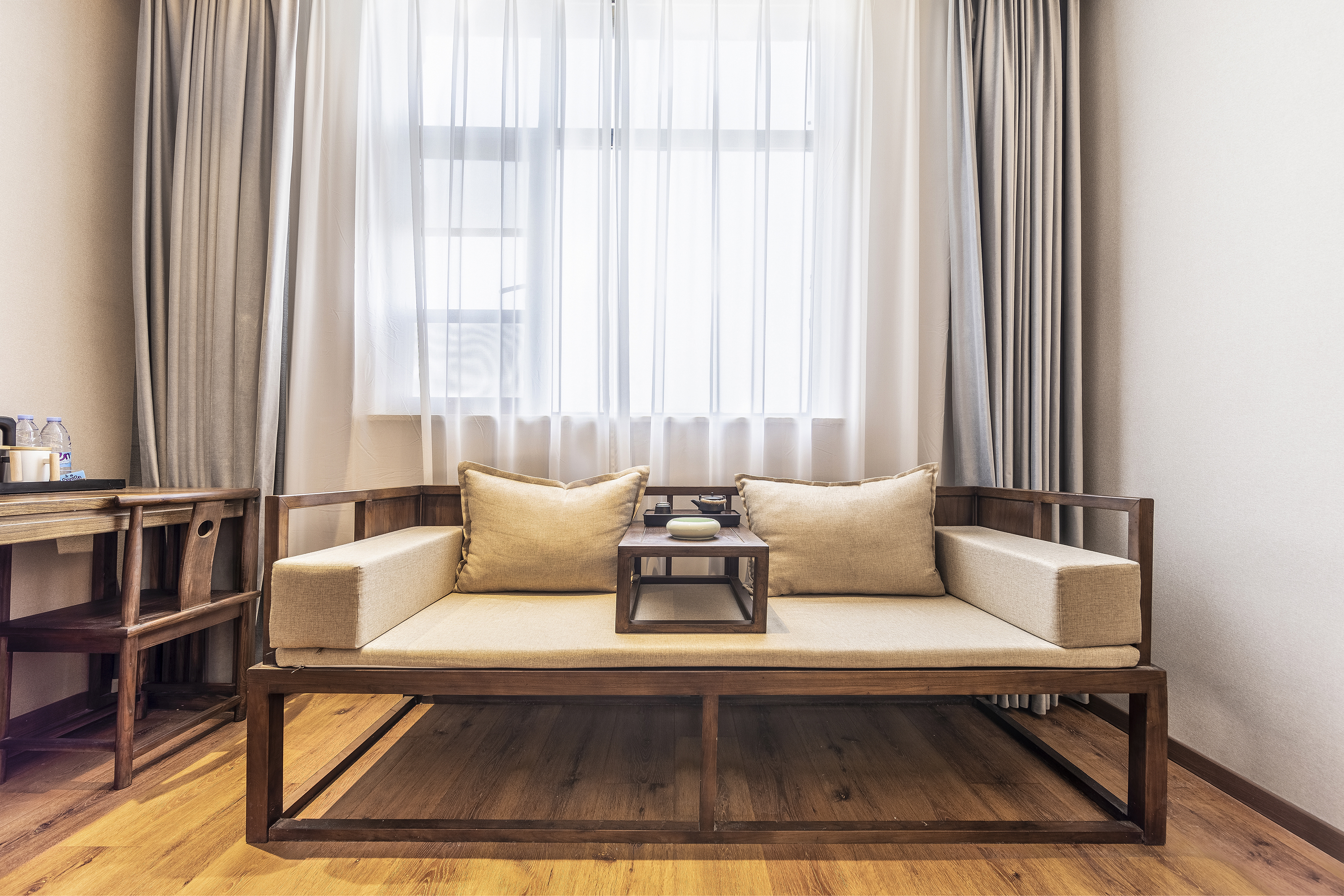 竹溪大床房（中式风格+语音智控+零压床垫+乾湿分离）