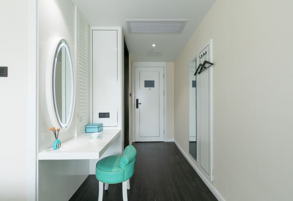 希岸豪华大床房【零压床垫+智能客控+音乐浴室】