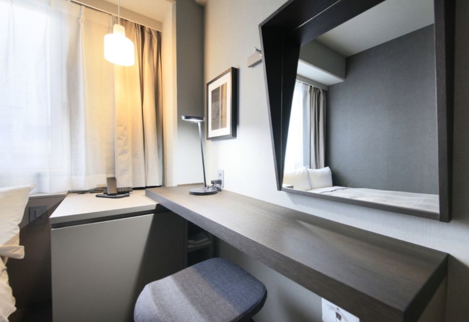 Center Hotel Tokyo8F Semi-Double Room Non-Smoking