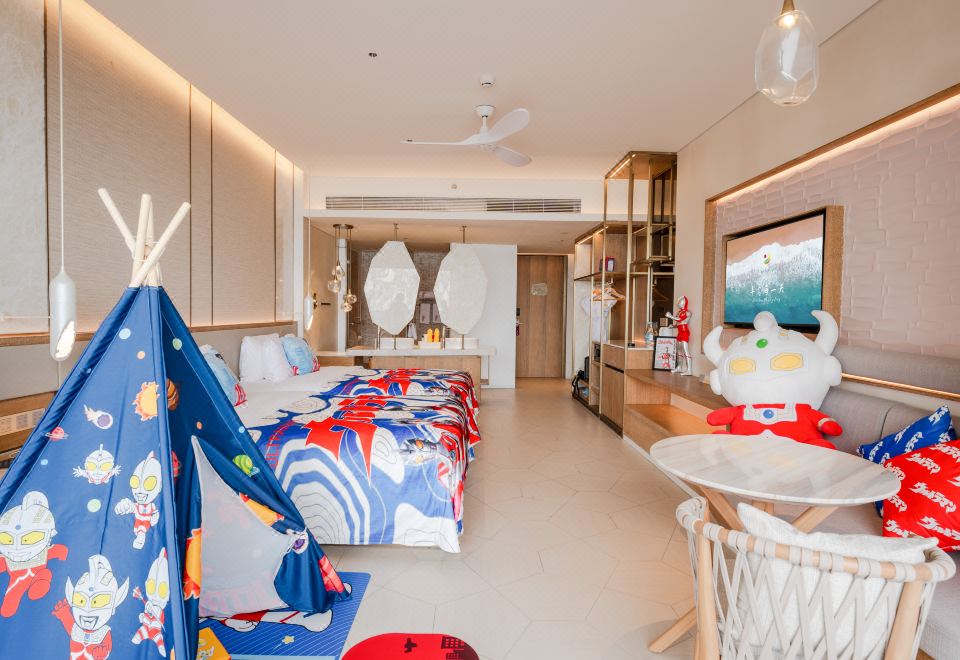 奧特曼主題正海景雙床房