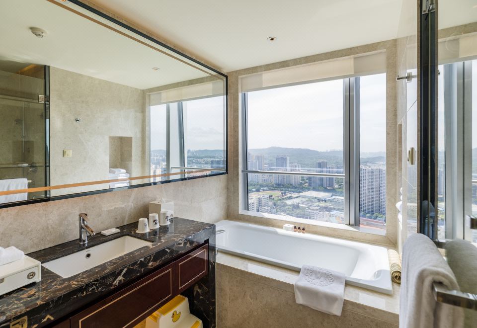 顶呱呱豪华家庭房（城市景观+三床一衞+亲子布置）