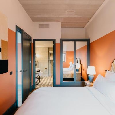 One Bedroom Apartment Hotel Boat & CO Promo Code