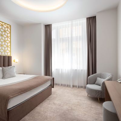 Deluxe Double Room Mera Hotel Promo Code