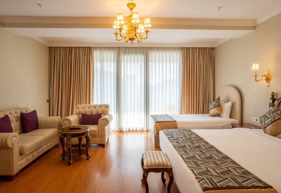 Panorama Lisi Grand HotelFamily Triple City View