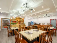 Banshan Yueshe Theme Art Holiday Hotel Hotel di Jiuzhaigou