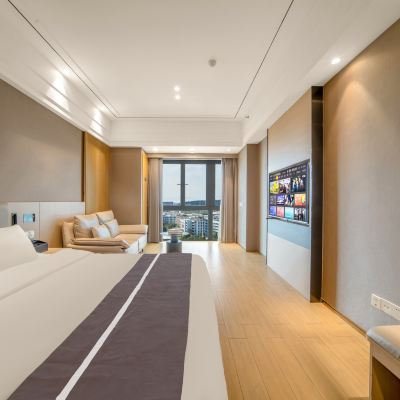 高層山景大床房[高層無遮擋景觀] 斯米萊酒店（優特滙店）優惠