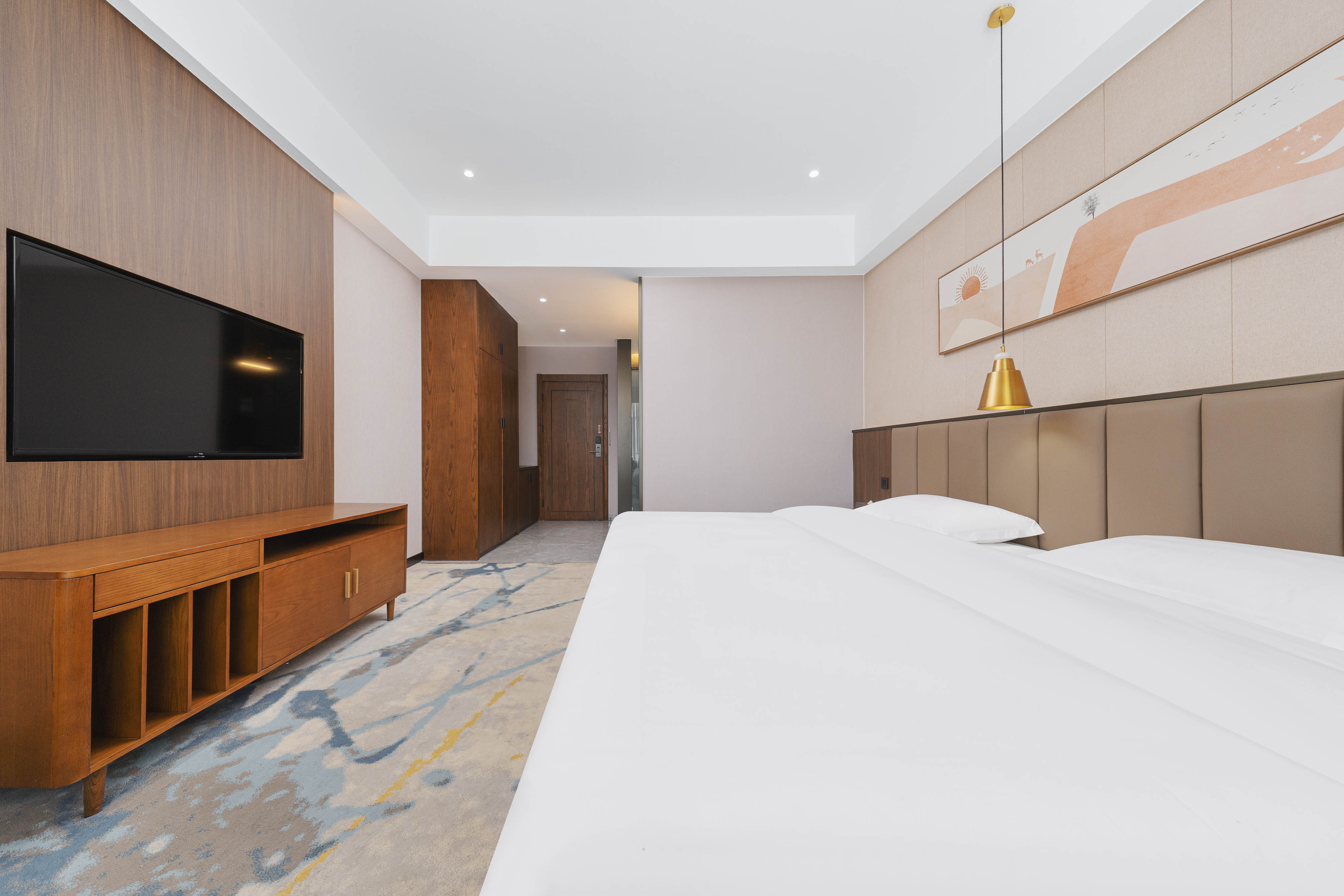 凤凰嘉宾大床房