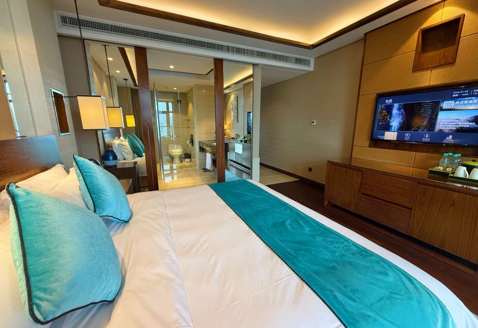 Narada Qiandao Lake ResortCentral Lake View King Room