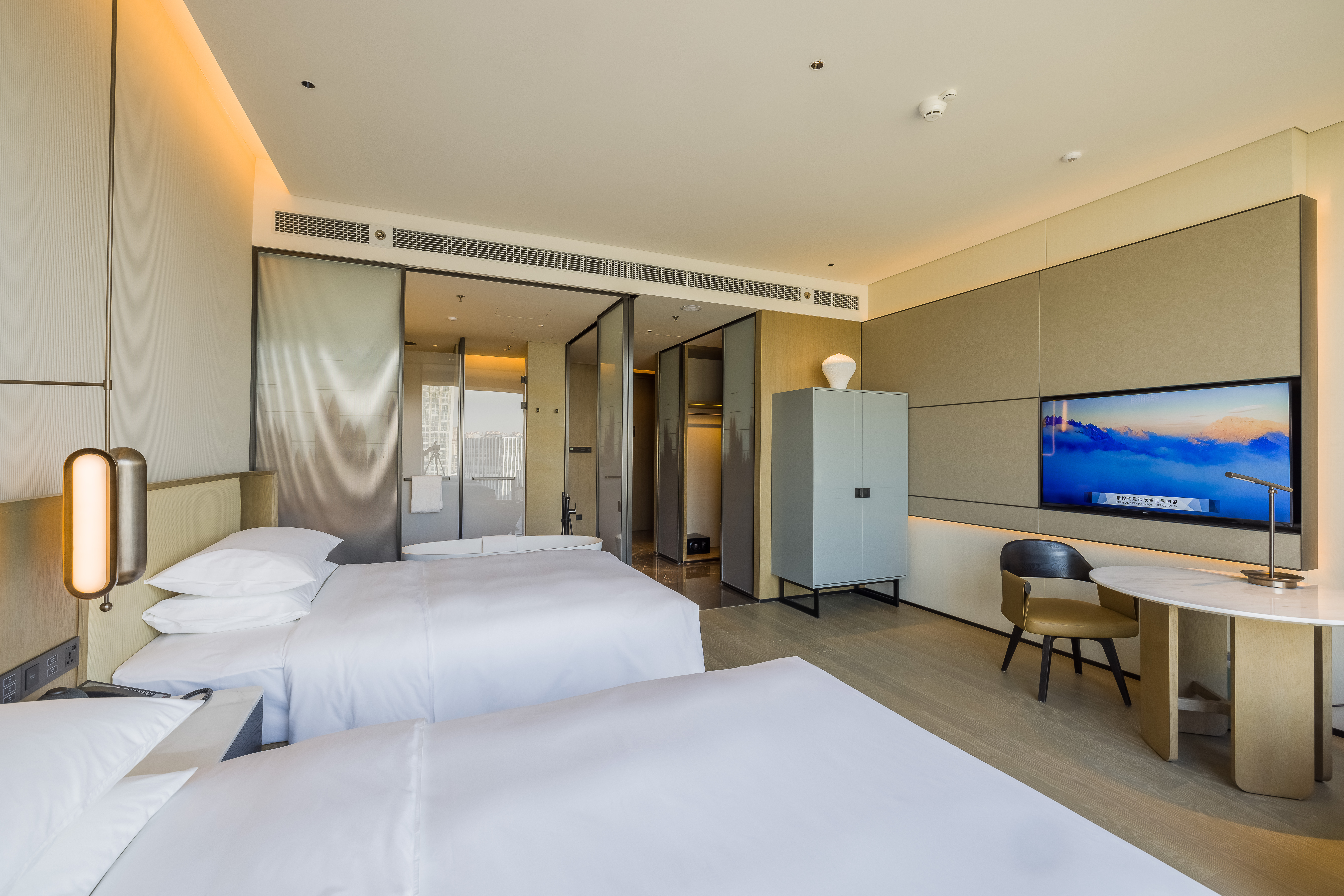 行政湖景双床房