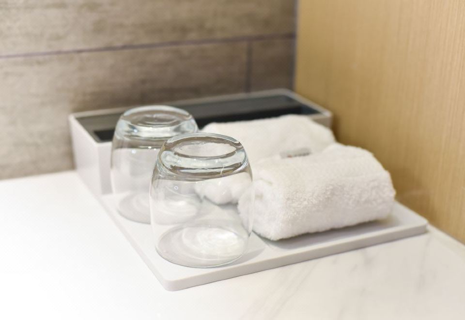 高级大床房（可投屏+小冰箱）