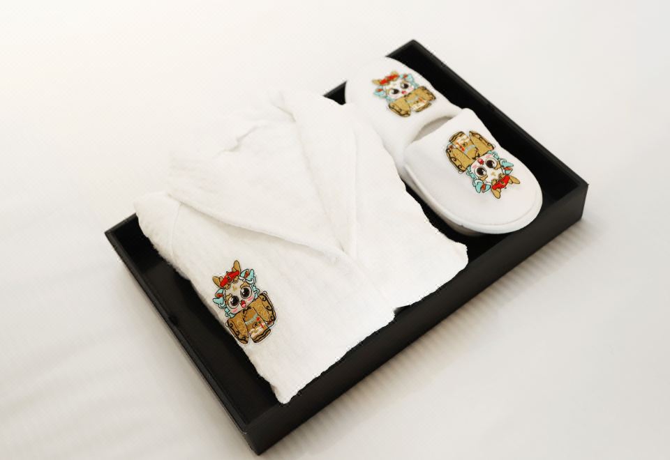 麒東東主題親子房