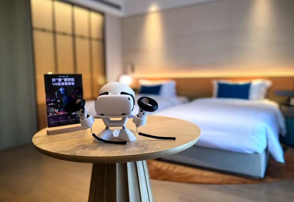 VR特色高级双床房（沉浸式VR观影+沉浸游戏）