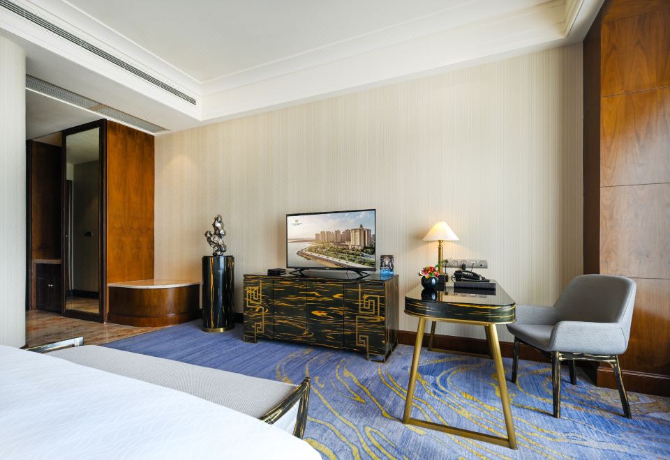 Chateau Star River QingdaoSuperior Sea-view Queen Room