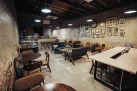 Dé Cafe & Rest House